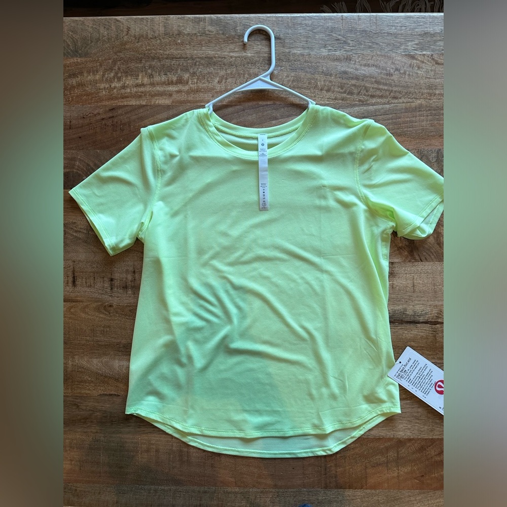 Lululemon High Neck Run and Train Tee - Faded Zap